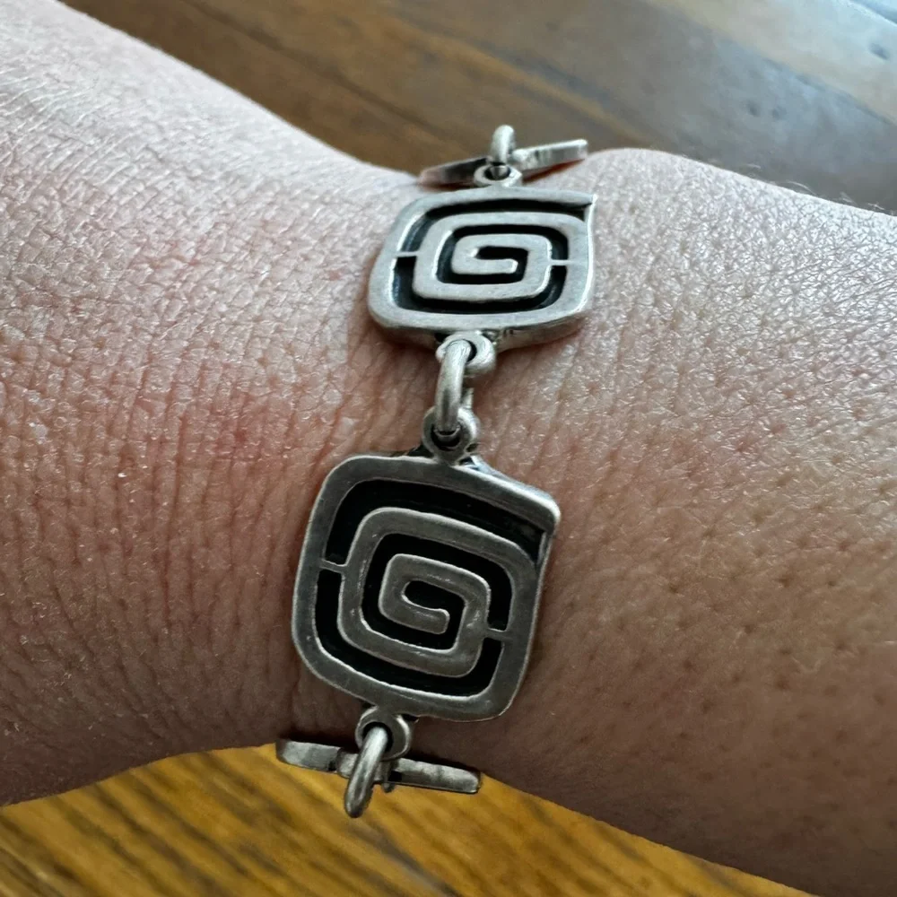 Sterling Silver Spiral Link Bracelet - Picture 2 of 6